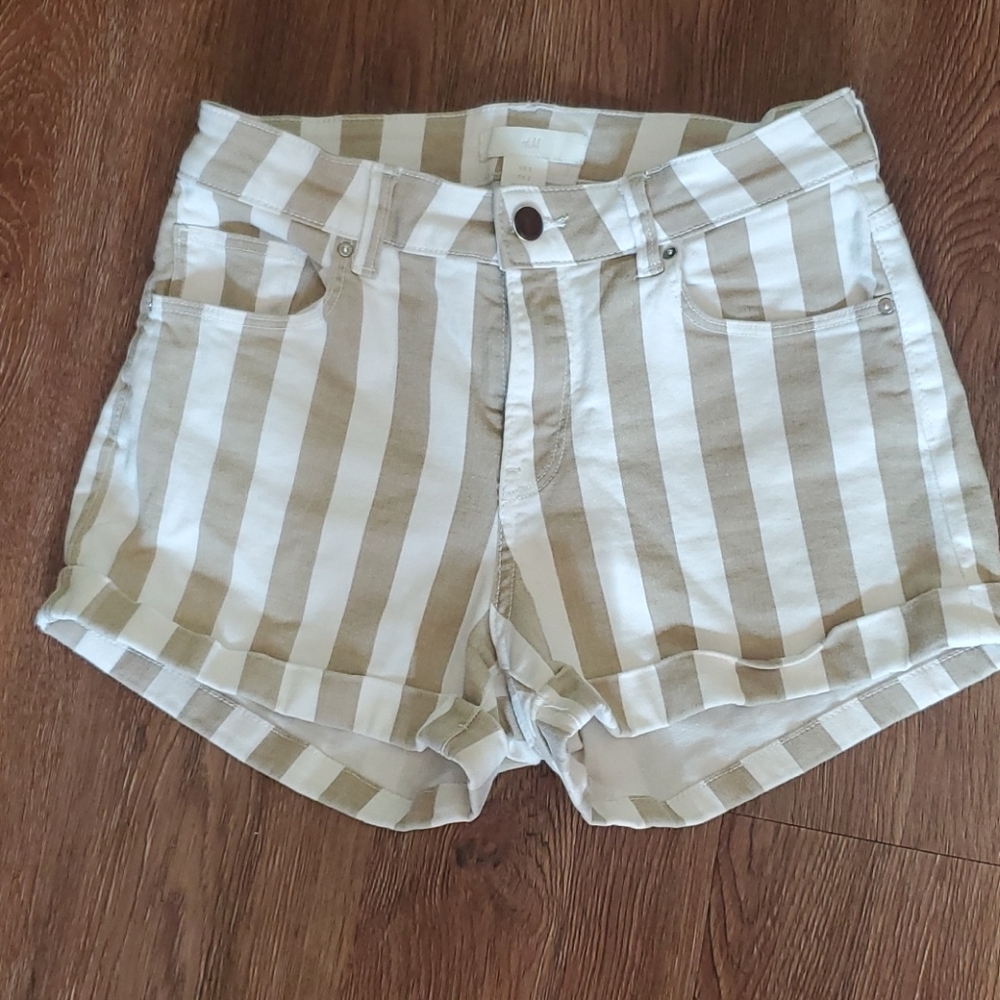 H&M shorts